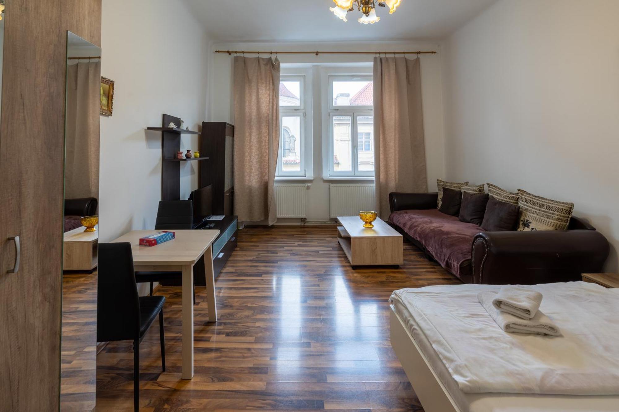 Downtown Apartments, Prague